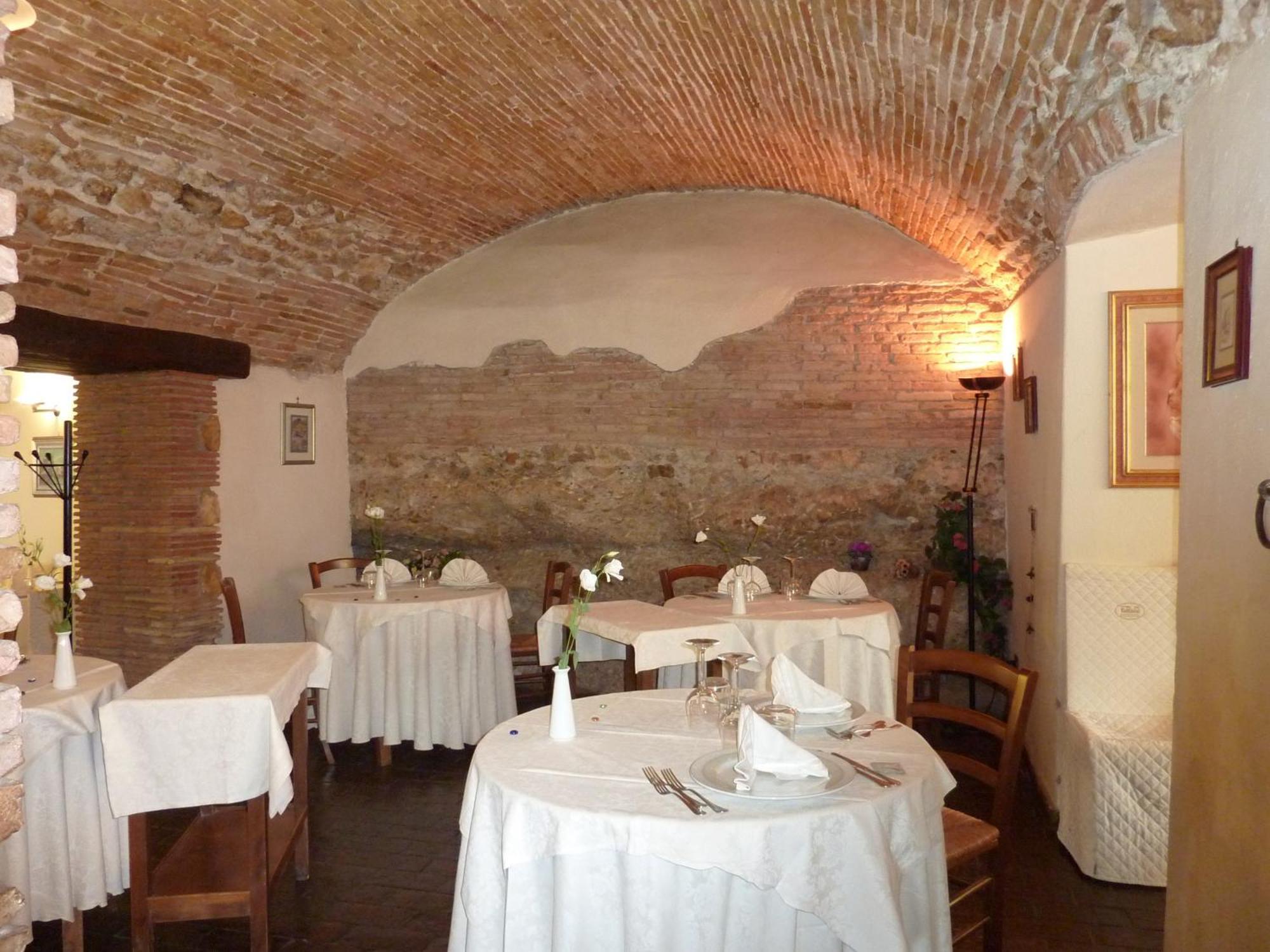 La Rocca Otel Narni Dış mekan fotoğraf