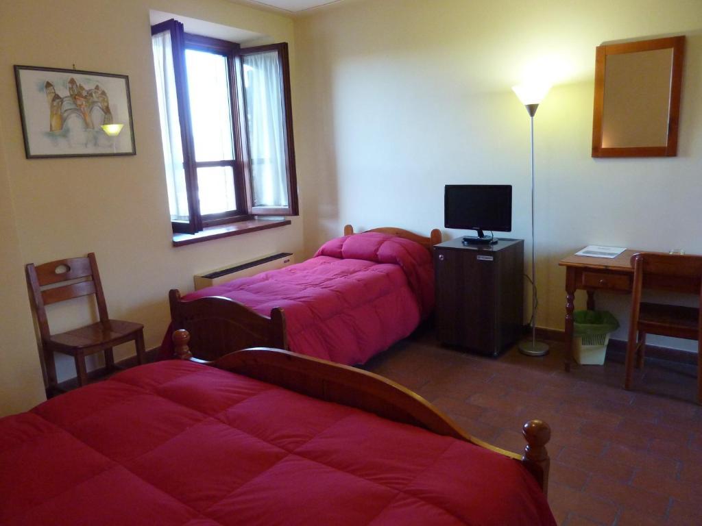 La Rocca Otel Narni Oda fotoğraf