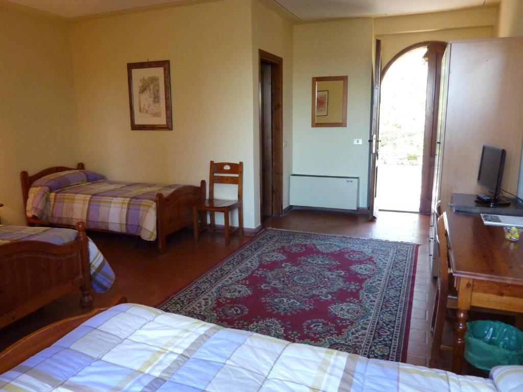 La Rocca Otel Narni Oda fotoğraf