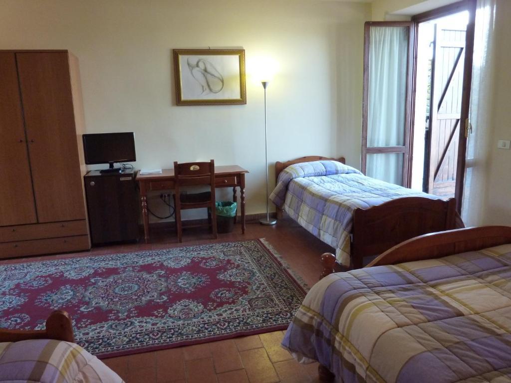 La Rocca Otel Narni Oda fotoğraf
